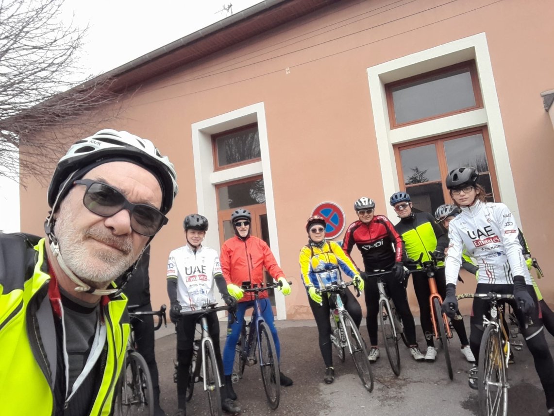📒 Deux p’tits jeunes et une cycliste de retour, le peloton du samedi s’étoffe